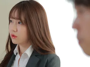 Chị em phụ nữ trẻ trưởng thành đam mê 4P chương trình lớn trực tiếp, quan hệ tình dục cùng nhau và hét lên cho bạn bè sói xem, con cặc thật gợi cảm đến mức em trai tàn phá ở nhiều tư thế