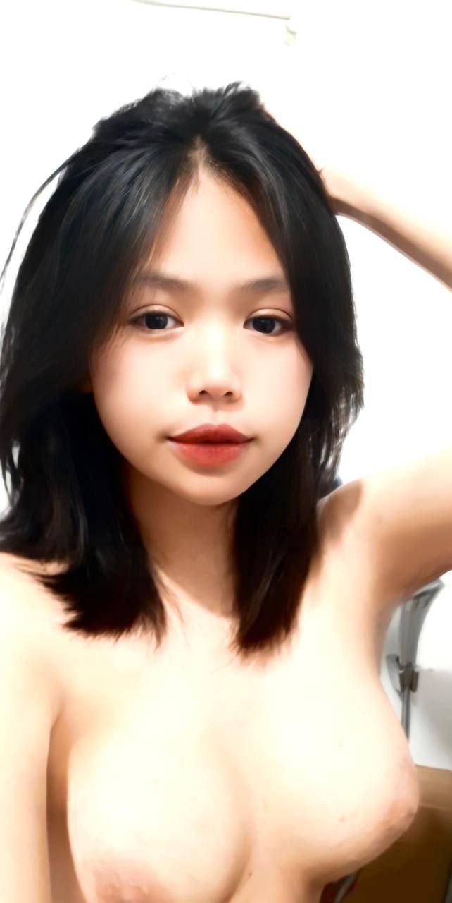 Cô học sinh hư hỏng Ashly Anderson